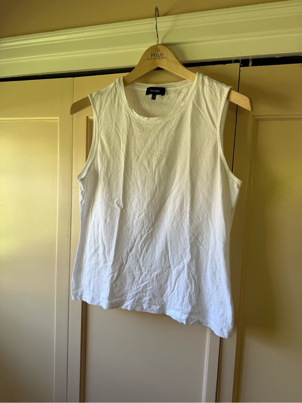 ME+EM White Sleeveless Crewneck Tank Top